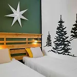 Nid Douillet Avec Balcon Et Vue Montagne Mt Dore شقة لو مونت دوري