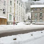 Nid Douillet Avec Balcon Et Vue Montagne Mt Dore *