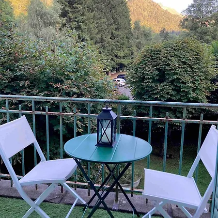 Appartement Nid Douillet Avec Balcon Et Vue Montagne Mt Dore *