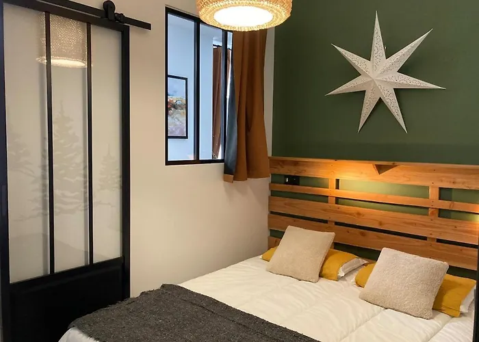 Nid Douillet Avec Balcon Et Vue Montagne Mt Dore Mont-Dore